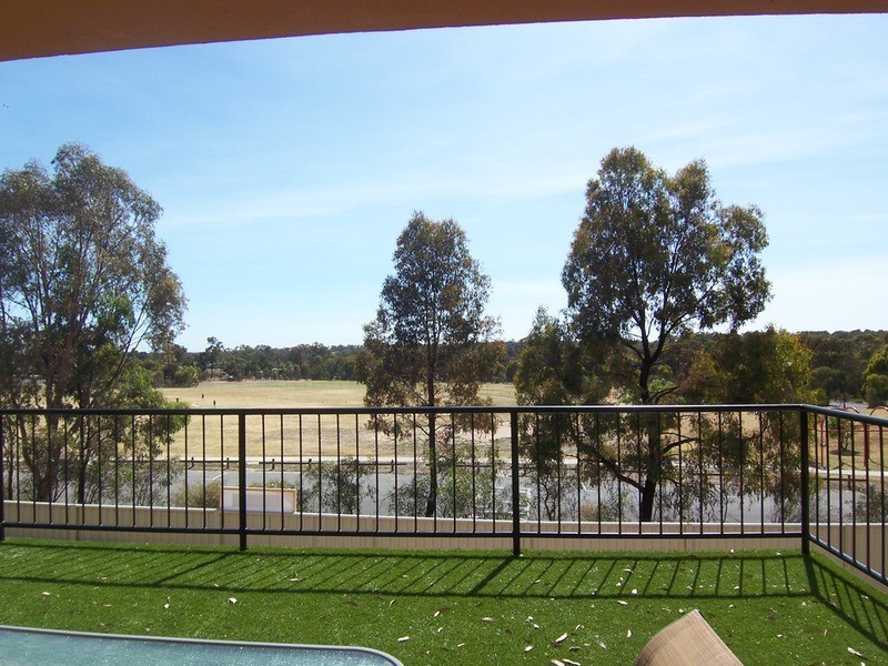 6 Knox Court, Strathdale VIC 3550