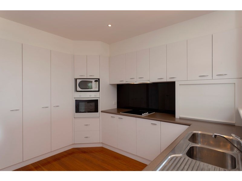 6 Knox Court, Strathdale VIC 3550