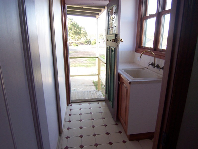 6 Butts Road, Eaglehawk VIC 3556