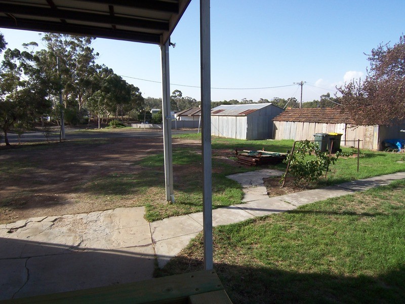 6 Butts Road, Eaglehawk VIC 3556