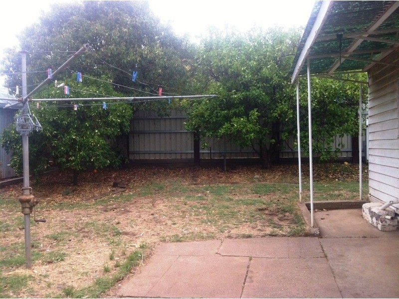 15 Carolin Street, Flora Hill VIC 3550