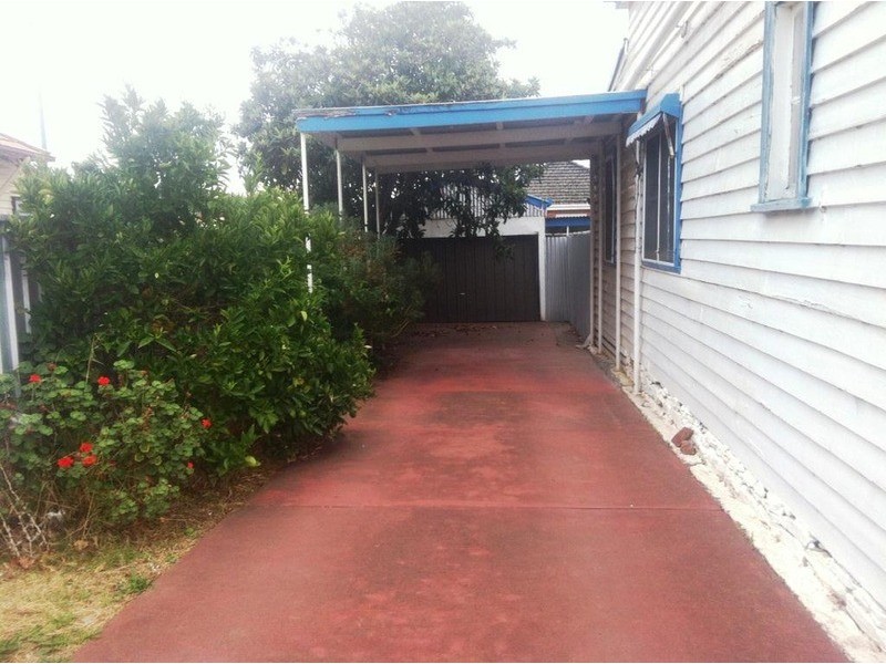 15 Carolin Street, Flora Hill VIC 3550