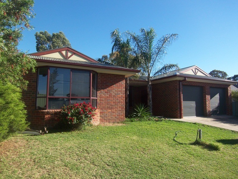 55 Orlando  Street, Eaglehawk VIC 3556