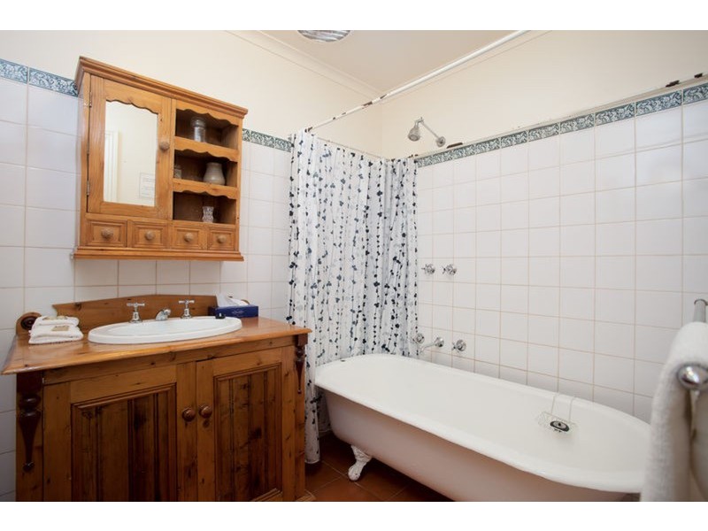 75 Violet  Street, Bendigo VIC 3550