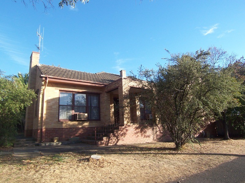 57 Russell Street, Quarry Hill VIC 3550