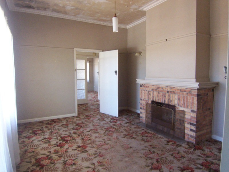 57 Russell Street, Quarry Hill VIC 3550