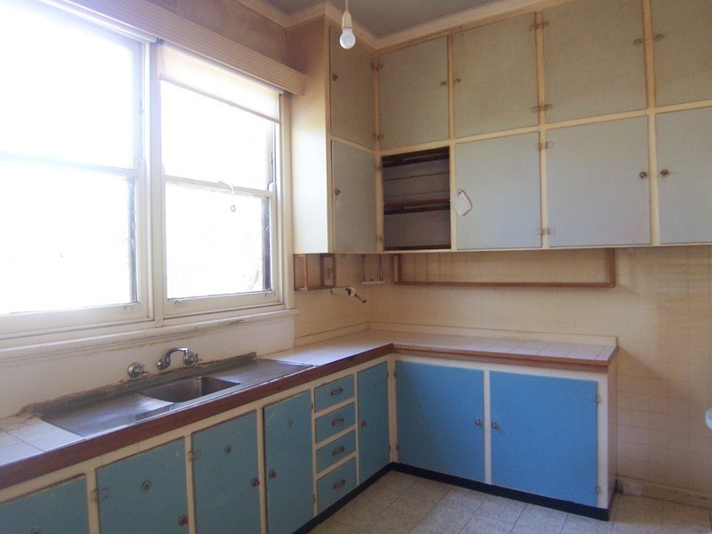 57 Russell Street, Quarry Hill VIC 3550