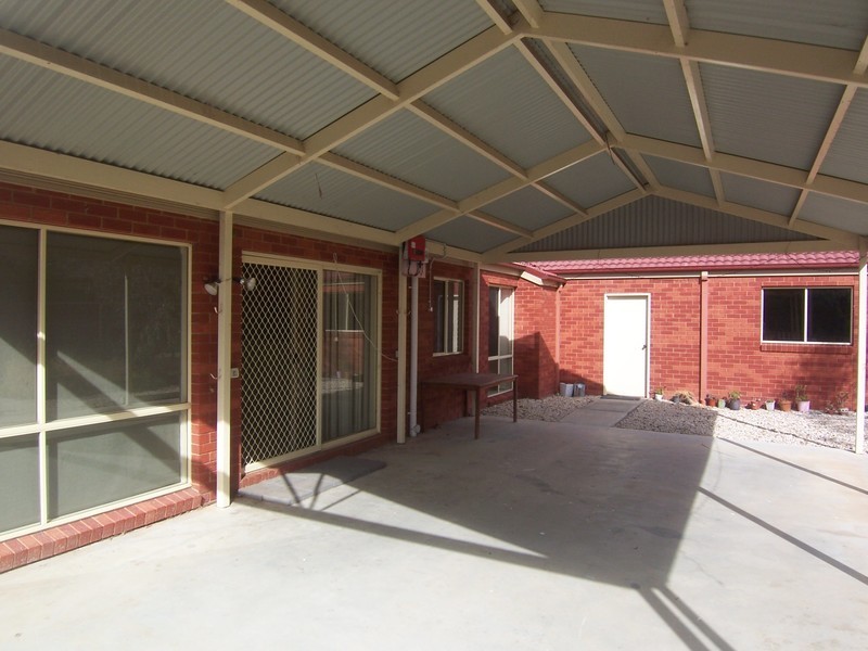 66 Racecourse Road, Epsom VIC 3551