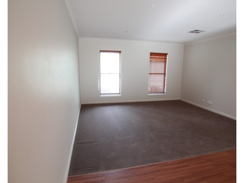 4a Mafeking Street, Kennington VIC 3550
