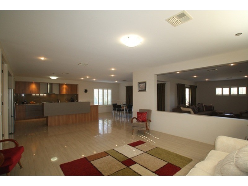 12 Arlington Court, Maiden Gully VIC 3551