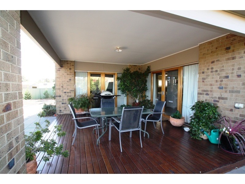 12 Arlington Court, Maiden Gully VIC 3551