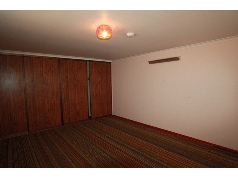 8 Woods Street, Kennington VIC 3550