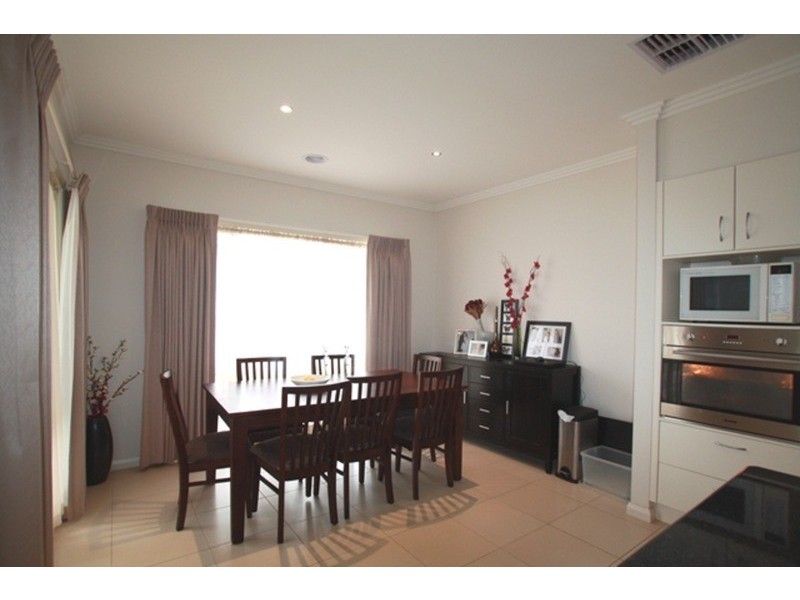 18 Arthurs Crescent, Strathfieldsaye VIC 3551
