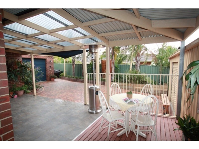 14 Forest Heights Drive, Kangaroo Flat VIC 3555