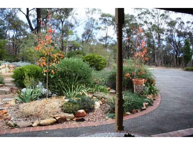 14 Forest Heights Drive, Kangaroo Flat VIC 3555