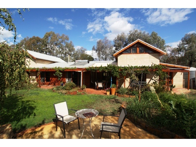165 Neilborough Road, Eaglehawk VIC 3556