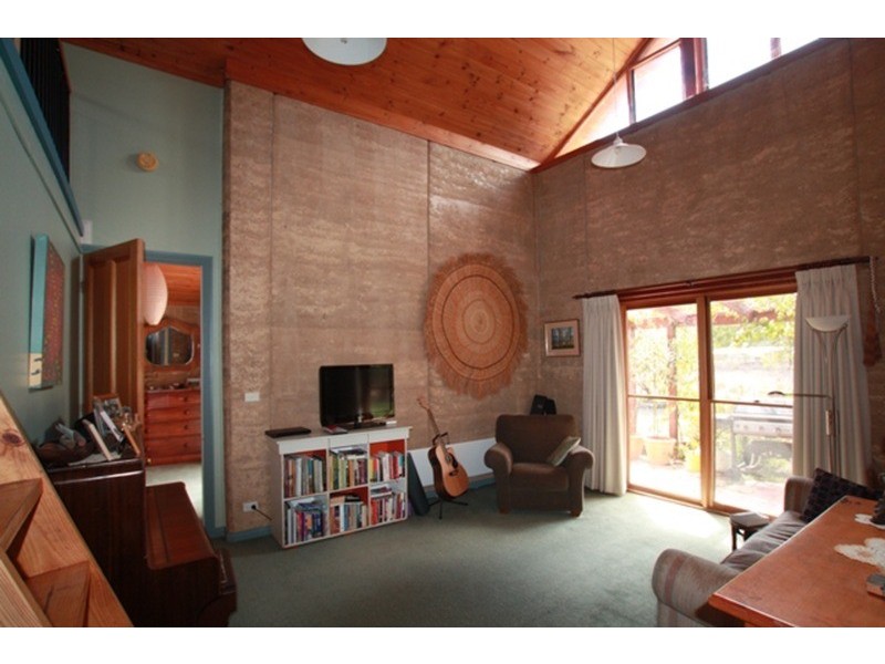 165 Neilborough Road, Eaglehawk VIC 3556