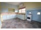 4 Wallace Avenue, Flora Hill VIC 3550