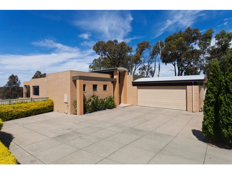 6 Knox Court, Strathdale VIC 3550