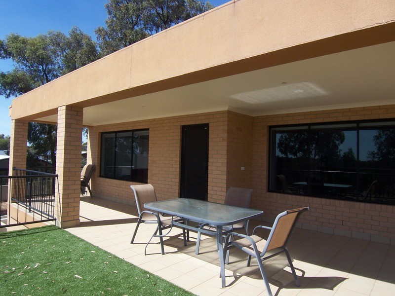 6 Knox Court, Strathdale VIC 3550