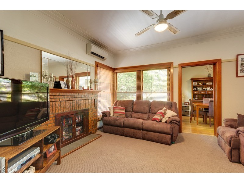 7 Royal Avenue, Kennington VIC 3550