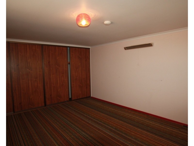 8 Woods Street, Kennington VIC 3550