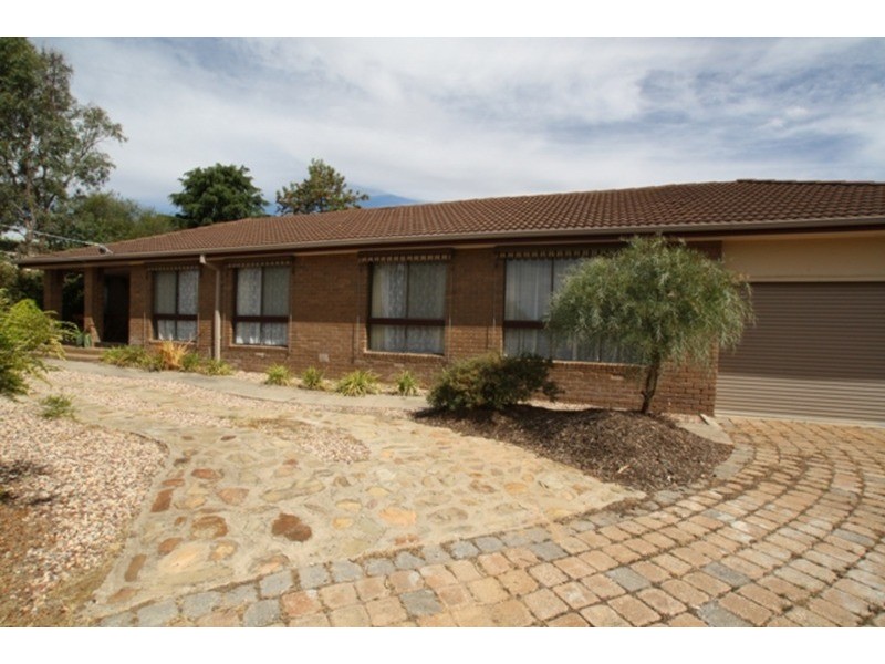 4 Alma Court, Kangaroo Flat VIC 3555