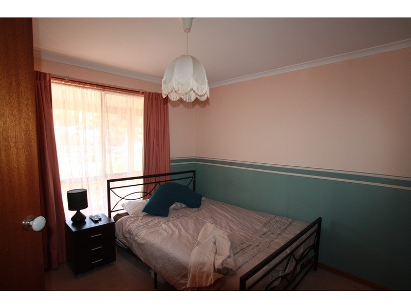 15 Barton  Court, Strathdale VIC 3550