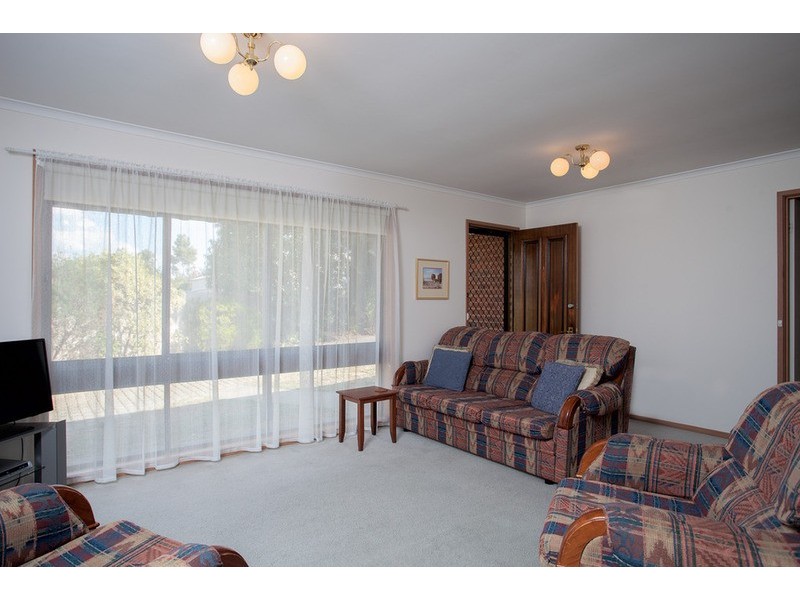 1/3 Minto  Street, Quarry Hill VIC 3550