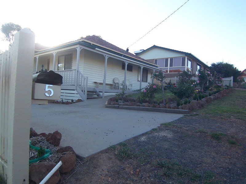 5 Wilson Street, Eaglehawk VIC 3556