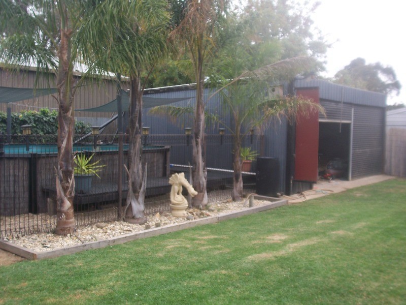 1a Smalley  Street, California Gully VIC 3556