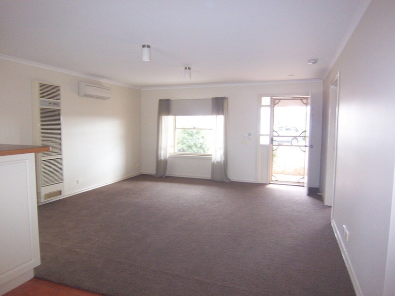 3 Lois Court, Golden Square VIC 3555