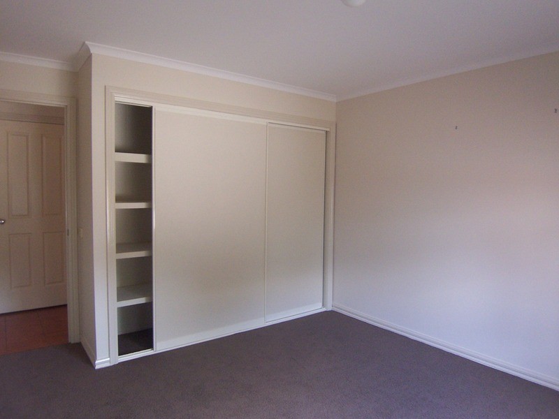 3 Lois Court, Golden Square VIC 3555