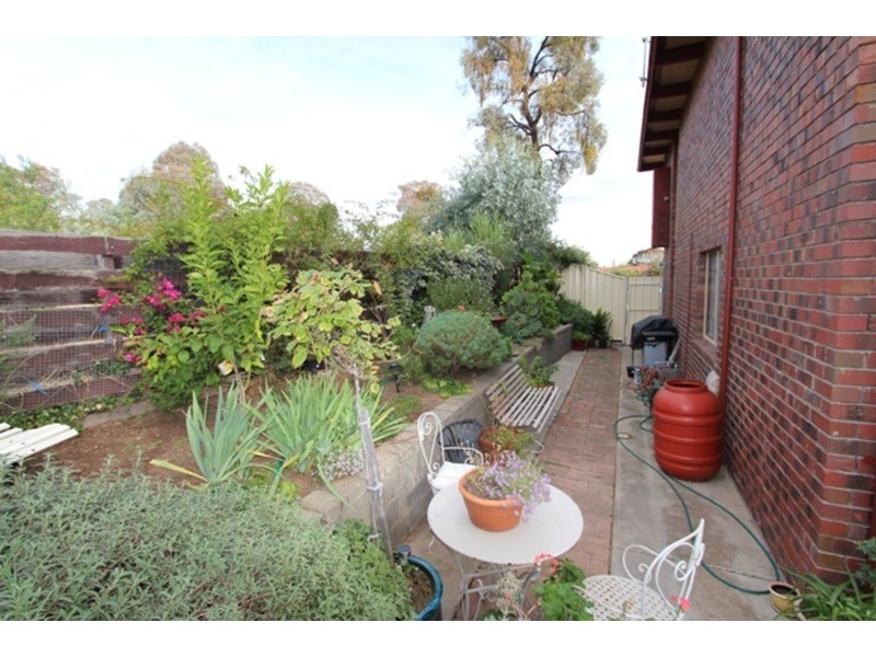 5/3 Towers  Street, Flora Hill VIC 3550