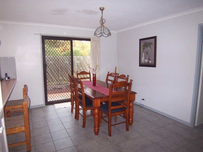 4 Sherman  Crescent, Spring Gully VIC 3550