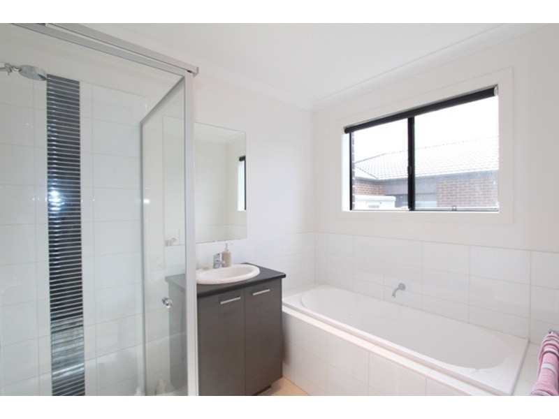 120 Myrtle  Road, Ascot VIC 3551