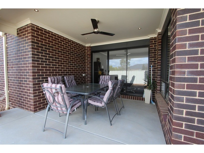 120 Myrtle  Road, Ascot VIC 3551