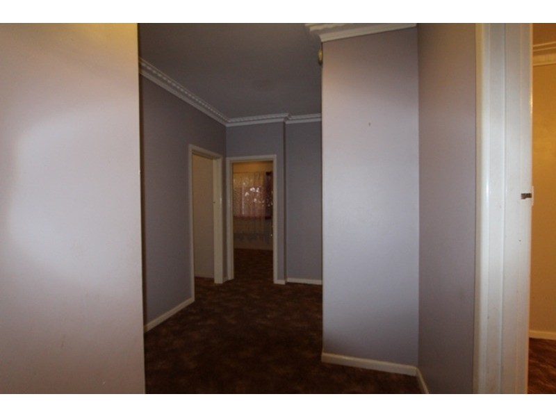 20 Lansell Street, Kangaroo Flat VIC 3555