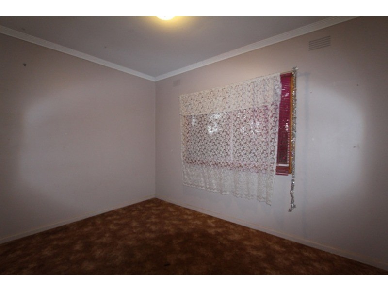 20 Lansell Street, Kangaroo Flat VIC 3555