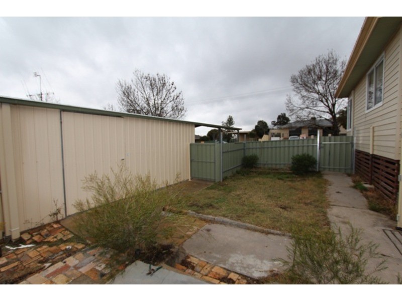 20 Lansell Street, Kangaroo Flat VIC 3555