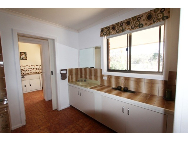 38 Harpers Road, Mandurang South VIC 3551