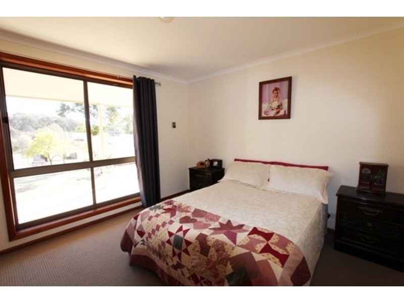 38 Harpers Road, Mandurang South VIC 3551