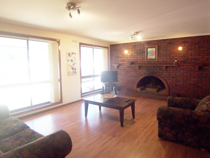 38 Harpers Road, Mandurang South VIC 3551