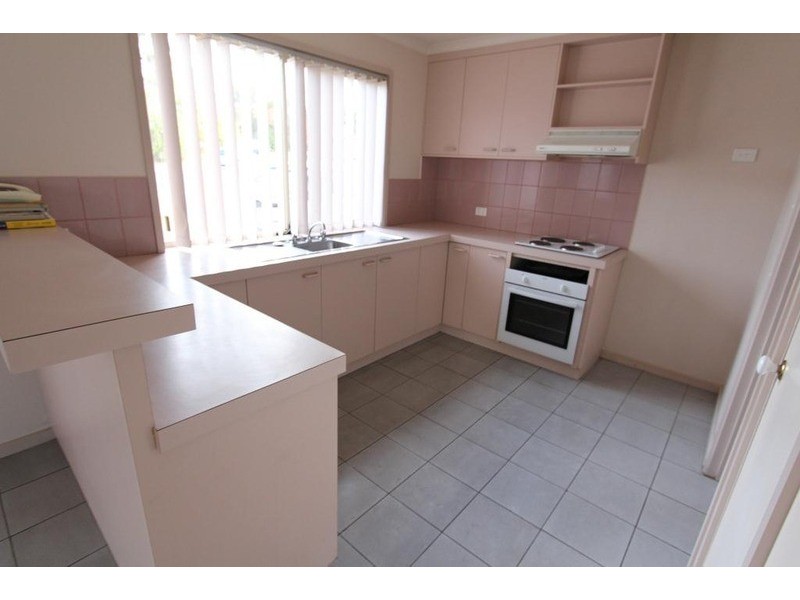 1/3 Stanley Avenue, Spring Gully VIC 3550