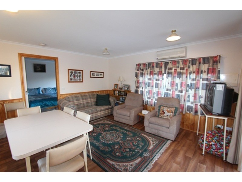 18 Batten  Street, California Gully VIC 3556