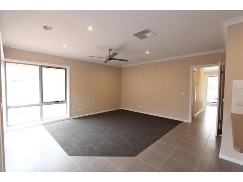 3/3 Archer Street, Kangaroo Flat VIC 3555