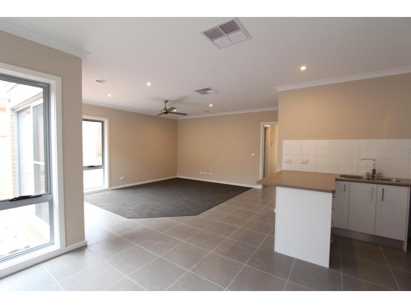 3/3 Archer Street, Kangaroo Flat VIC 3555