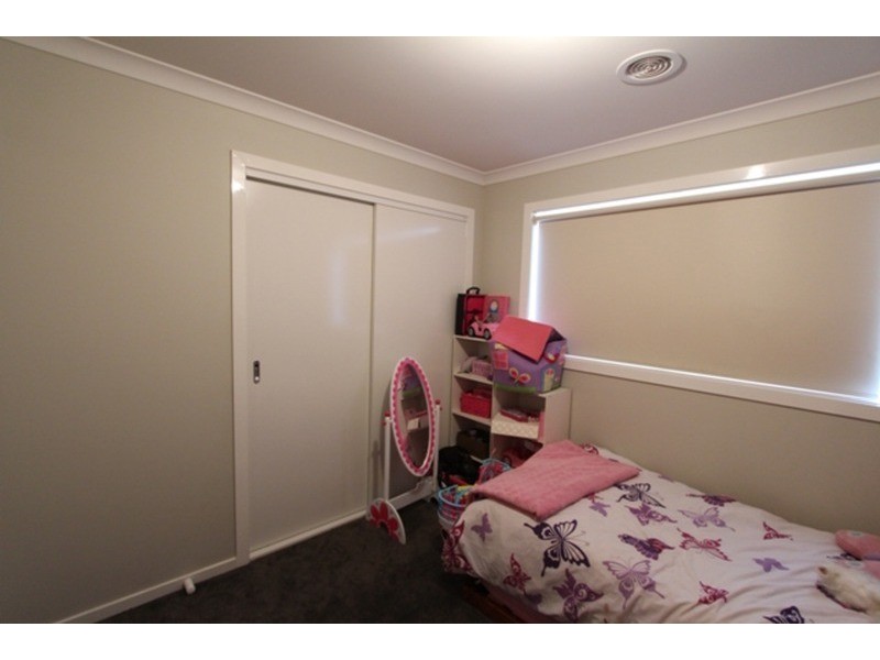 5 Trickett  Court, Kangaroo Flat VIC 3555