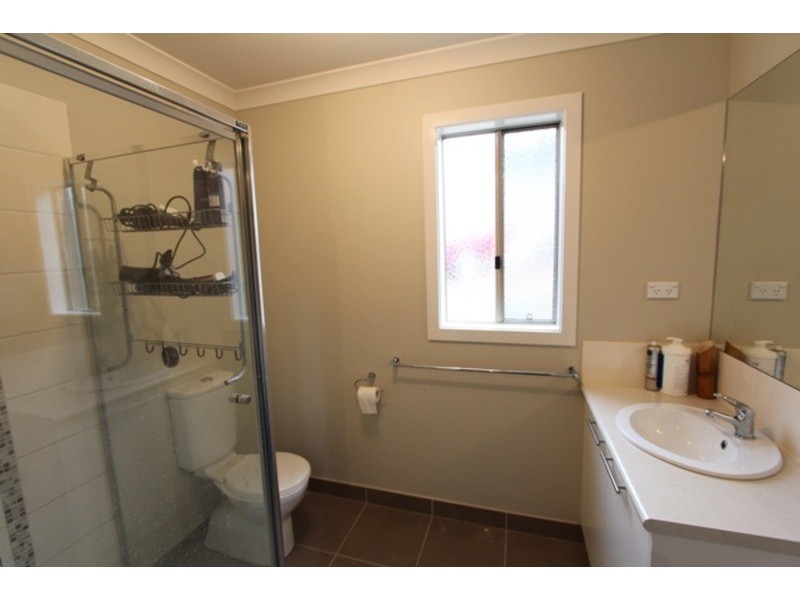 5 Trickett  Court, Kangaroo Flat VIC 3555