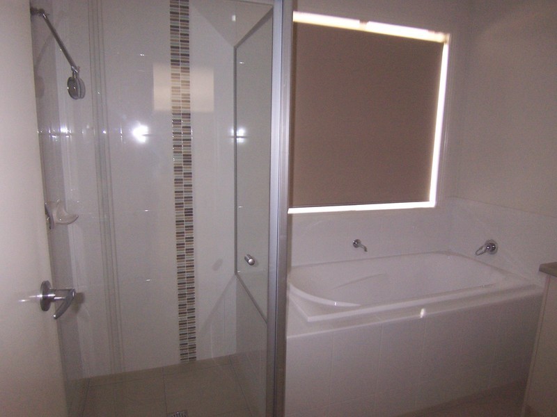 12 Imperial Court, California Gully VIC 3556